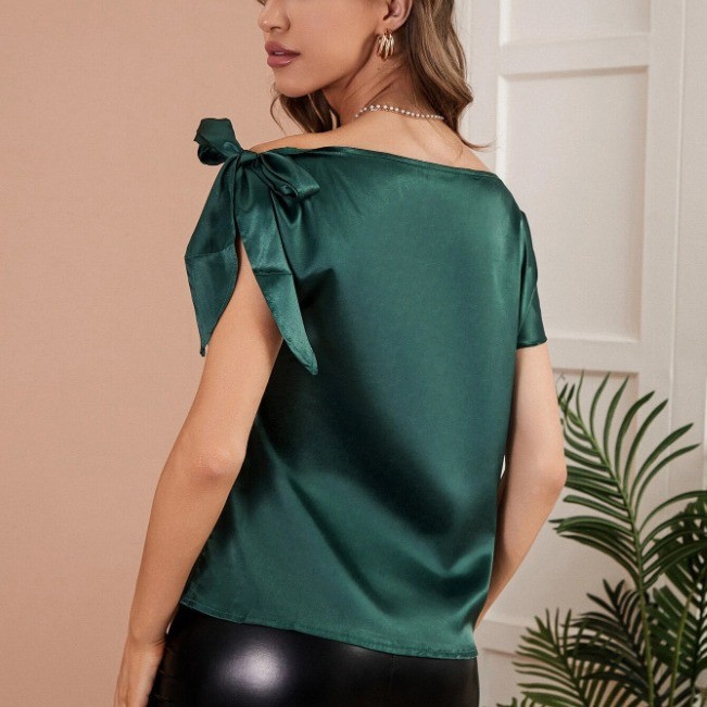 女性用オフショルダーノースリーブサテンブラウス、スリムフィッ - Blouse Off Shoulder のレビューと価格